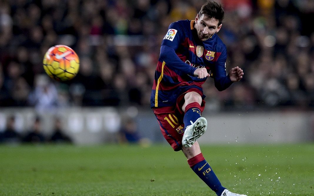 是现代足球 是现代足球